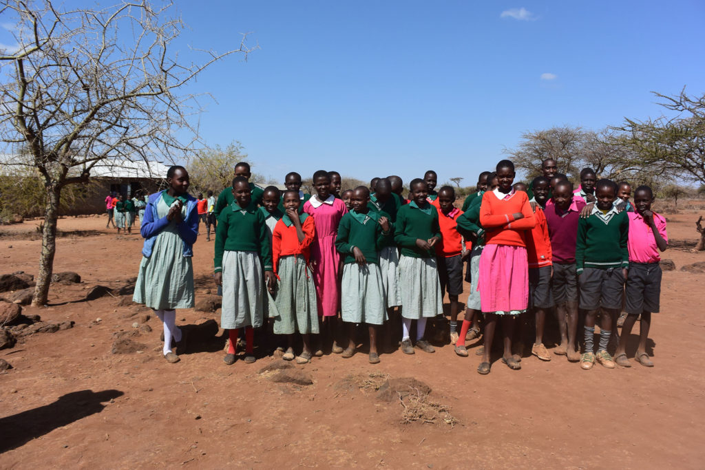 Masai girls who will benefit from the project of the Bazaar 2017